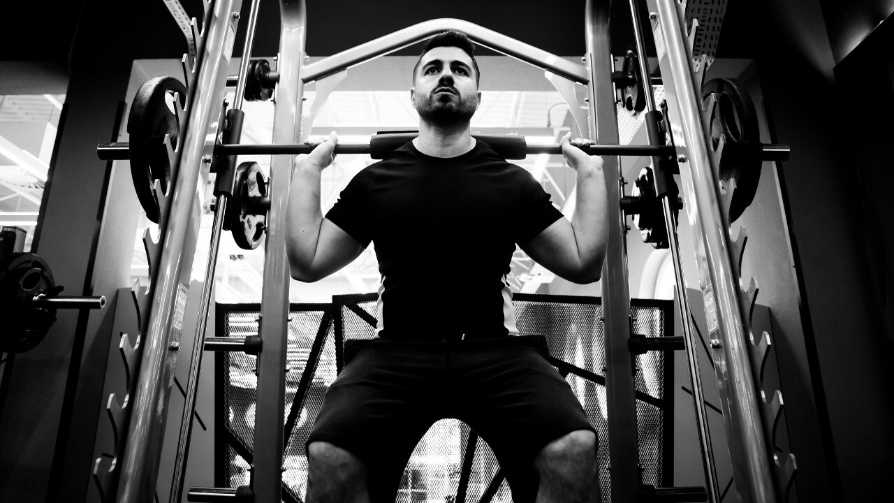 Read more about the article Smith Machine Squats: Benefits and Perfect Form